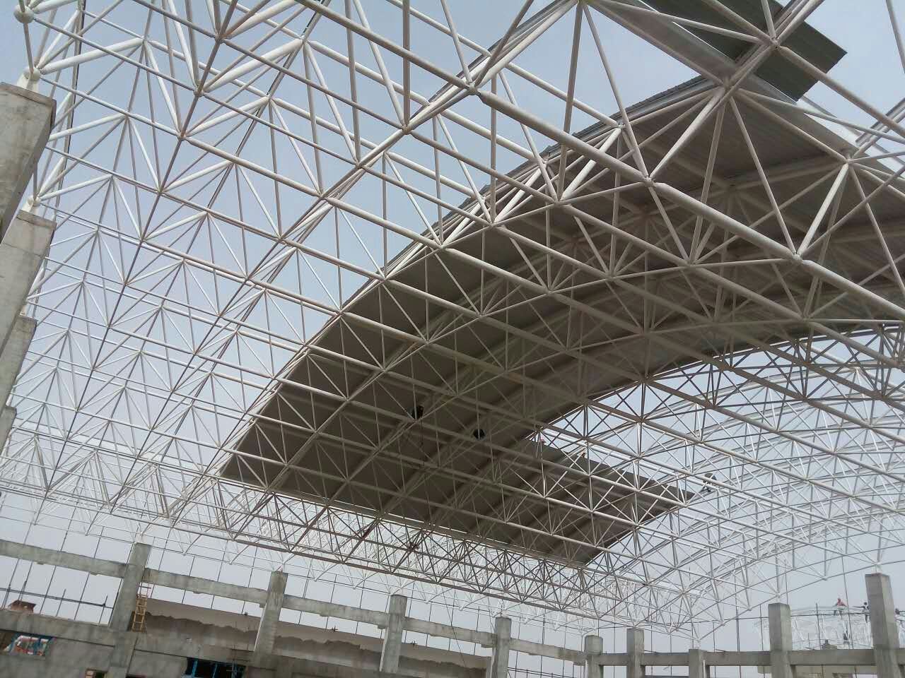 蚌埠青岛一汽网架